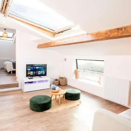 Апартаменты L'air Du Sud - Chaleureux *